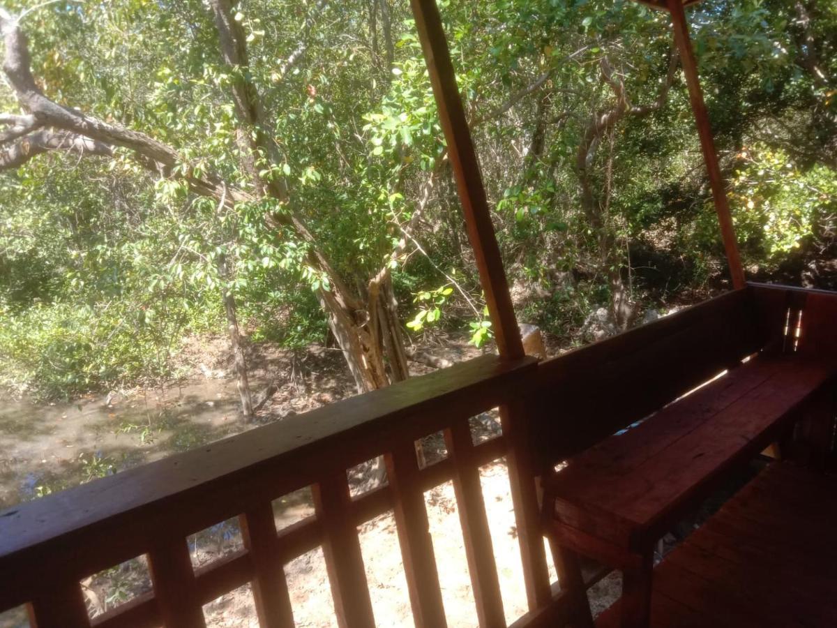 9Sathanee Ko Lanta Extérieur photo