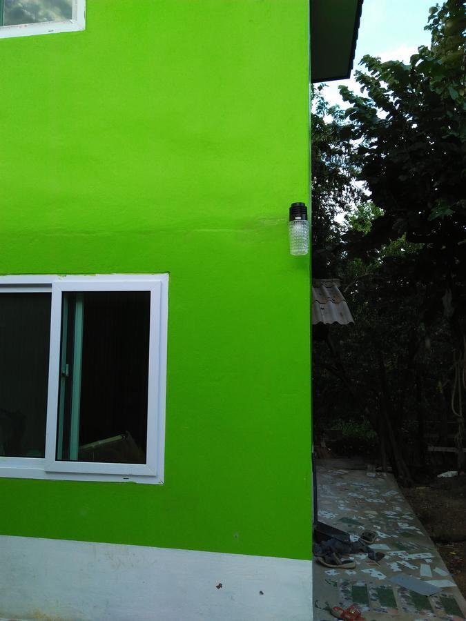 9Sathanee Ko Lanta Extérieur photo