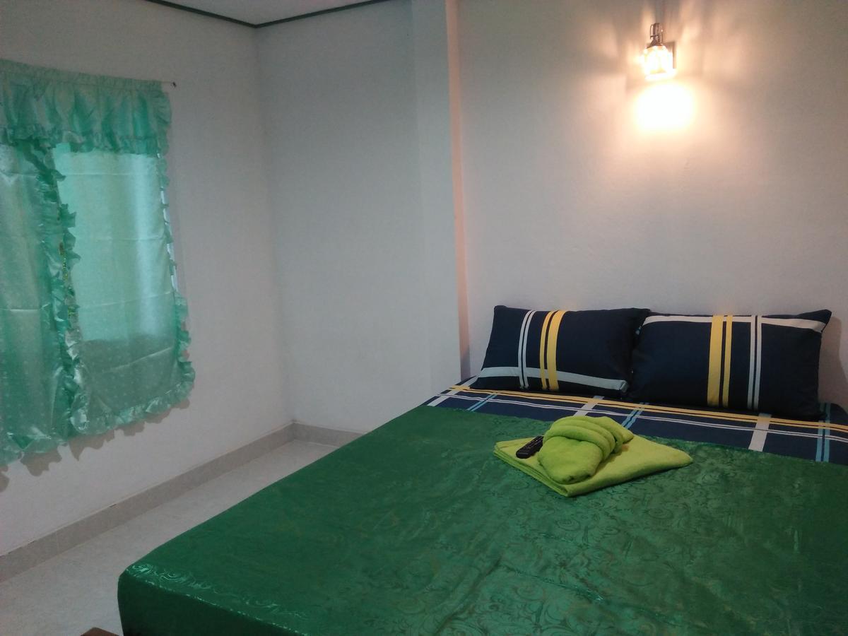 9Sathanee Ko Lanta Extérieur photo