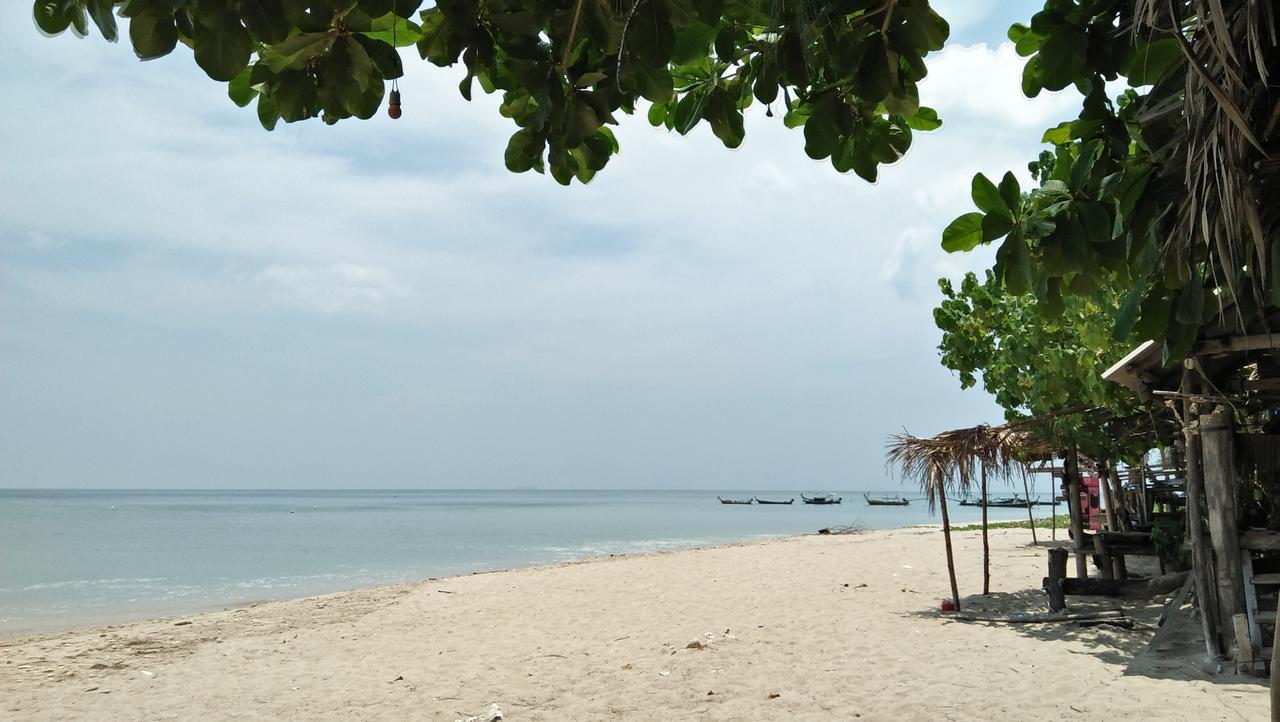 9Sathanee Ko Lanta Extérieur photo